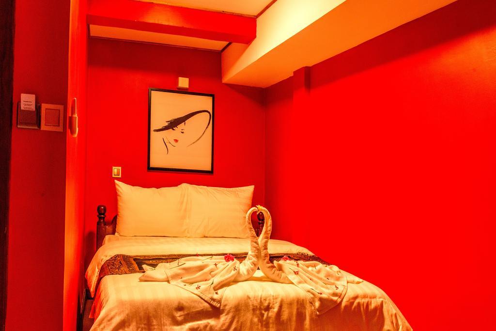 Domrai Boutique Hotel Sihanoukville Exterior photo