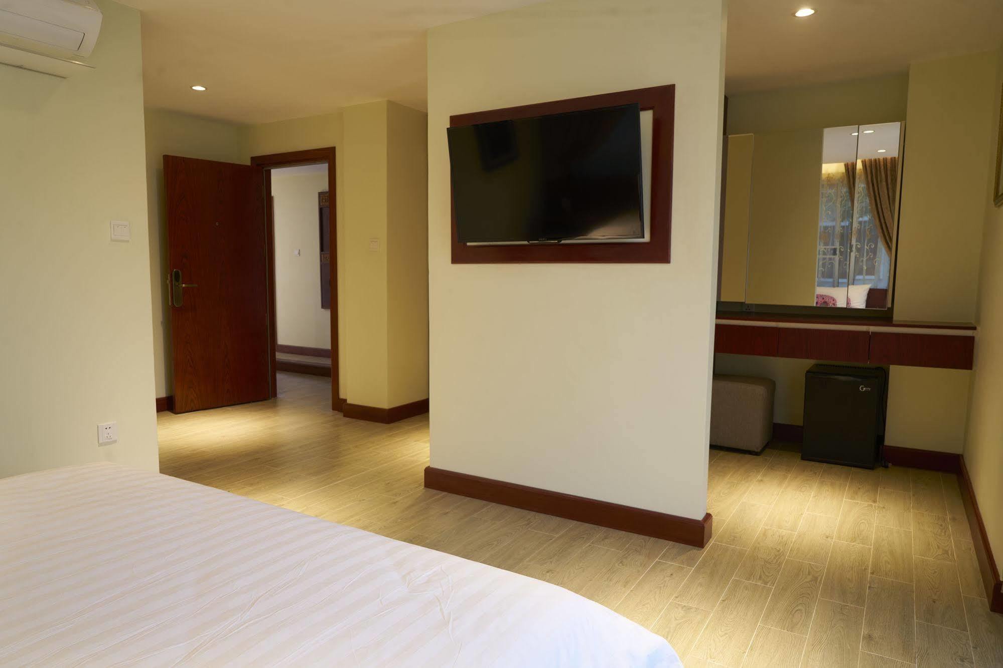 Domrai Boutique Hotel Sihanoukville Exterior photo